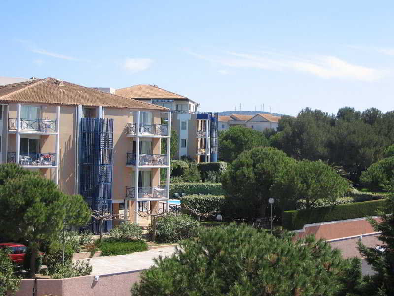 Residence Odalys Les Hauts De Balaruc Bagian luar foto