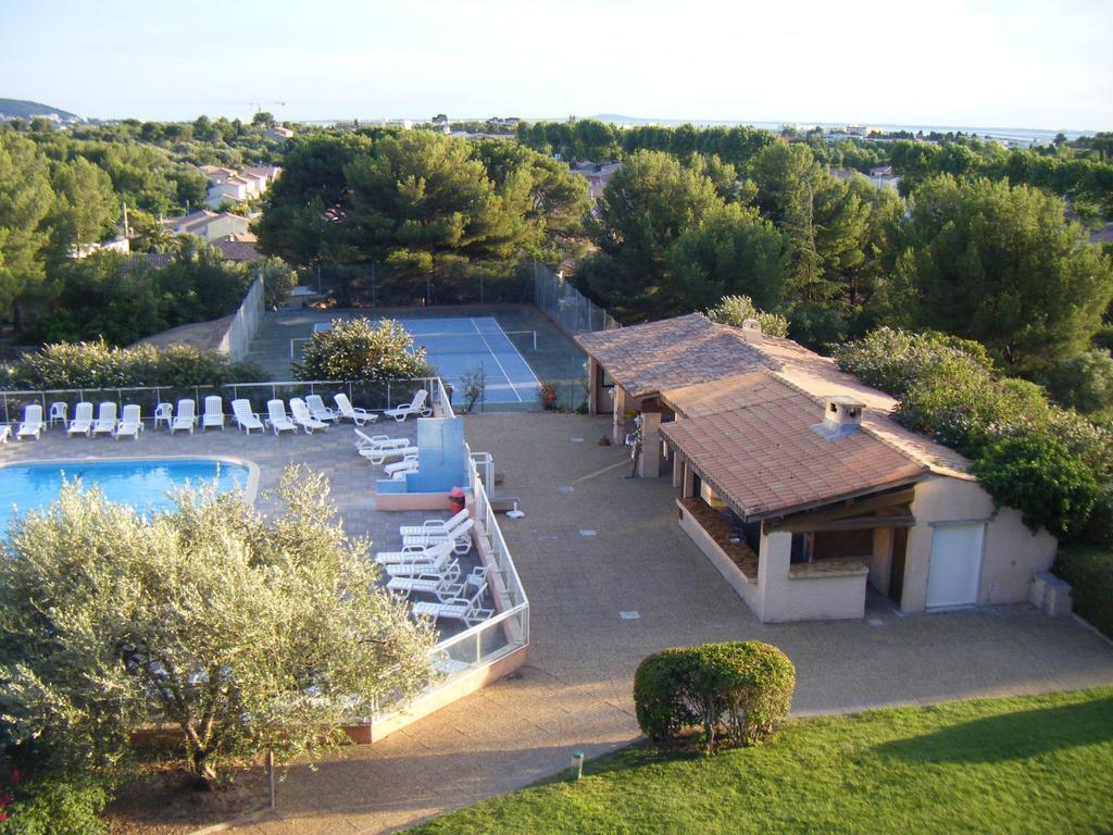 Residence Odalys Les Hauts De Balaruc Bagian luar foto