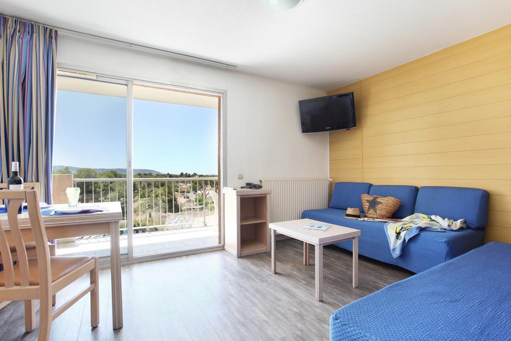 Residence Odalys Les Hauts De Balaruc Bagian luar foto